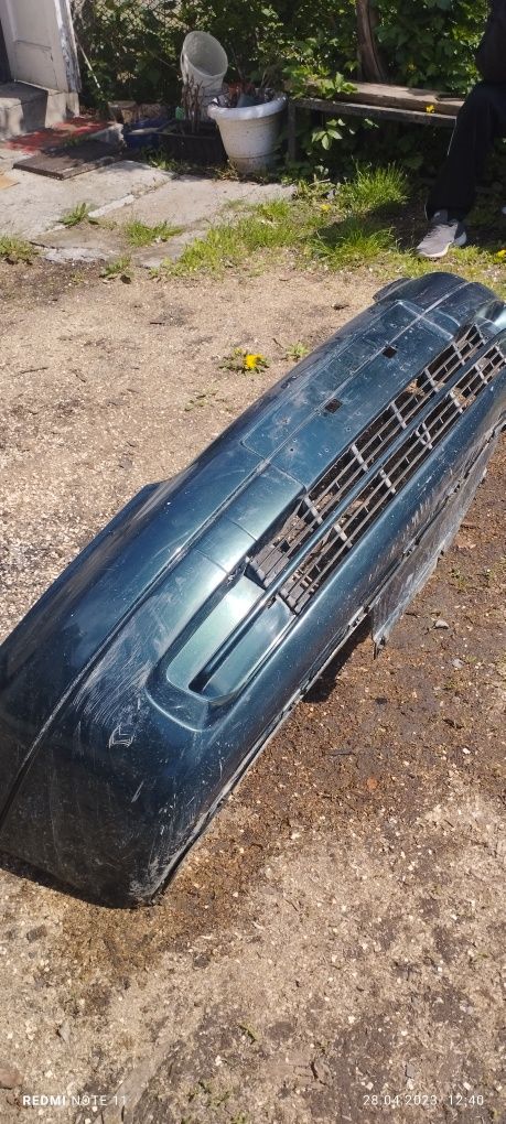 Продам 3 бампера и 4 карти на Опель астра