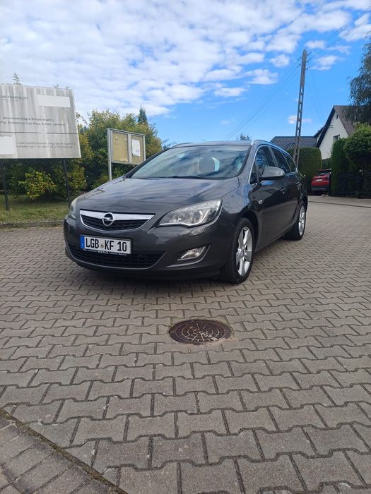 Opel Astra J 2010 1.4 Turbo