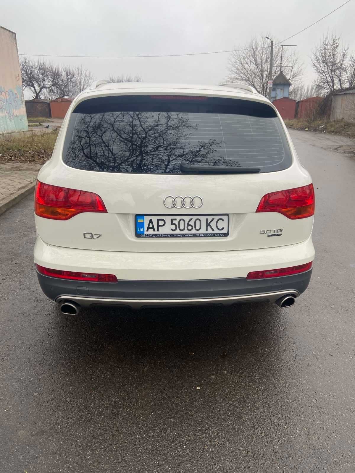 Продам авто Аudi Q 7