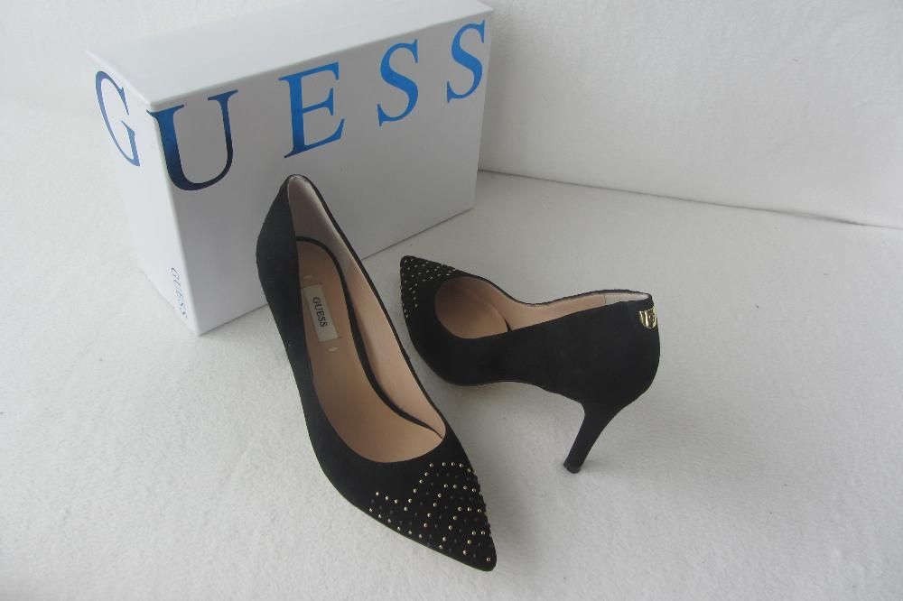 Sapatos da GUESS NOVOS Óptimo presente