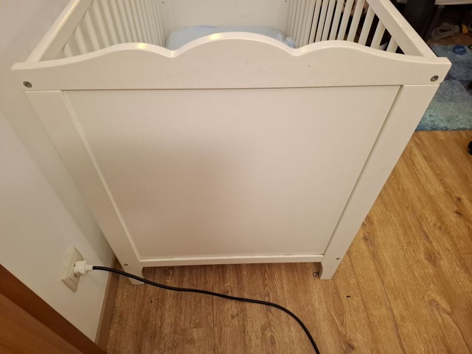 Berço de bebé como novo