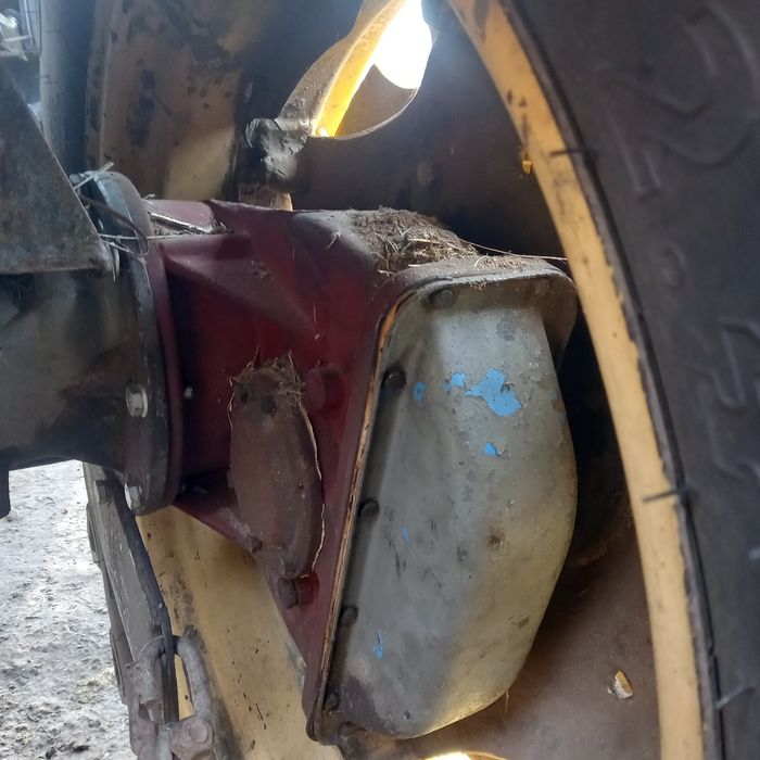 Ursus C-330. Stan dobry