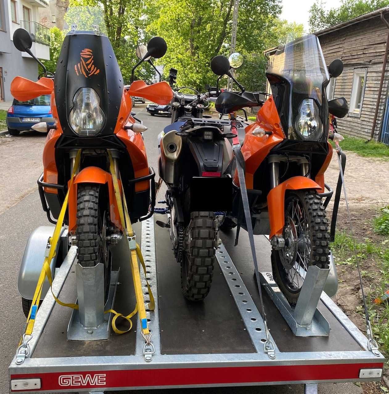 Wynajem przyczepy 3 motocyklowej GEWE 750 kg pasy