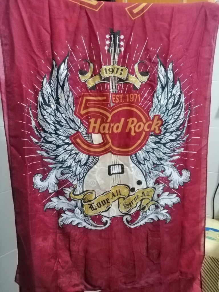 Lenço Hard Rock com etiqueta e