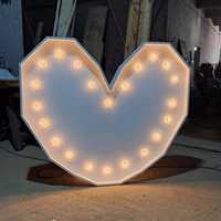 Coração Iluminado para decorar casamentos