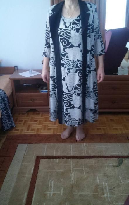 Sprzedam suknię dwu-częściową !