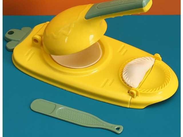 Maszynka Urządzenie Forma do robienia LEPIENIA PIEROGÓW praska ręczna