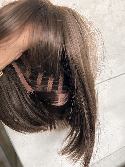 Peruka brąz grzywka nowa włosy krótkie ash brown gęsta premium