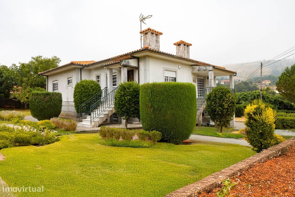 Moradia T3 com Logradouro pronta a habitar em Fafe