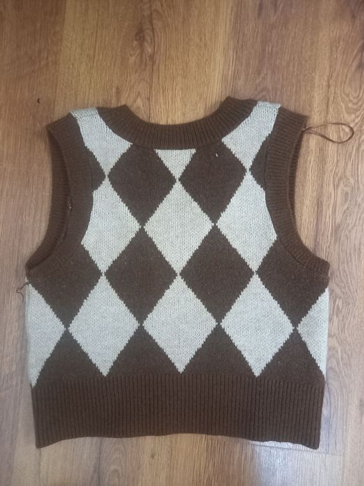 Жилет-безрукавка stradivarius