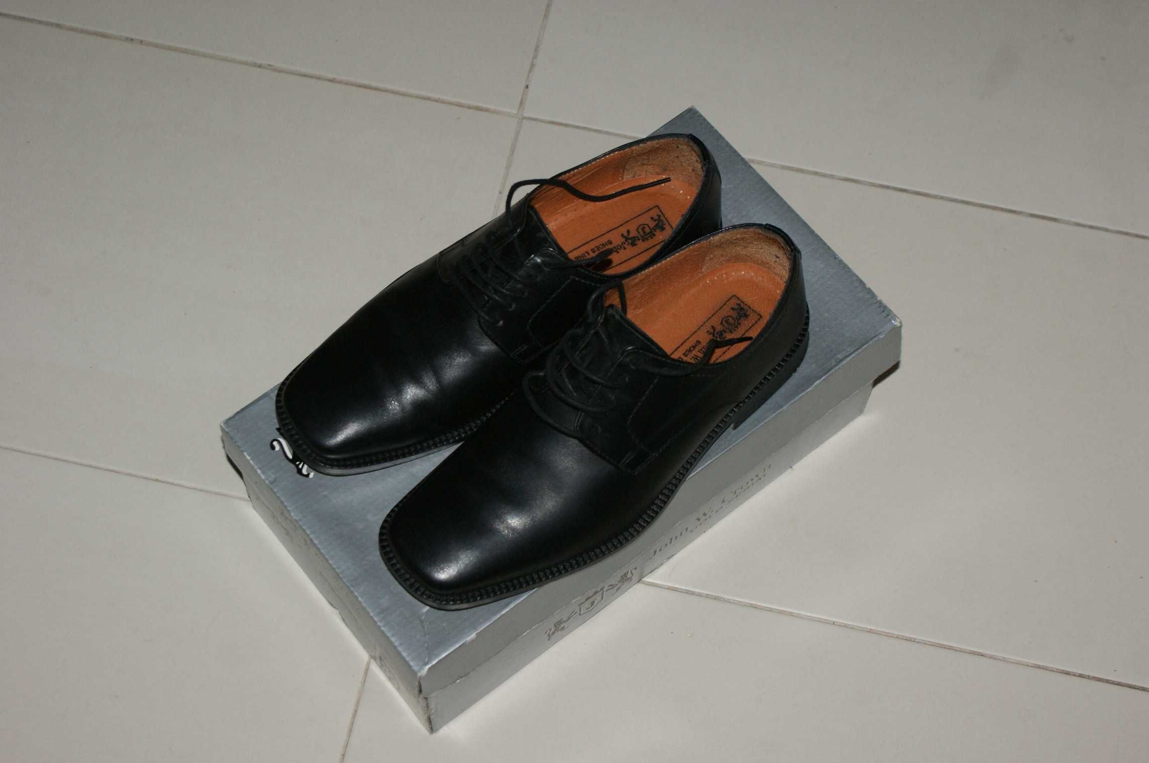 Sapatos para homem John W. Crown