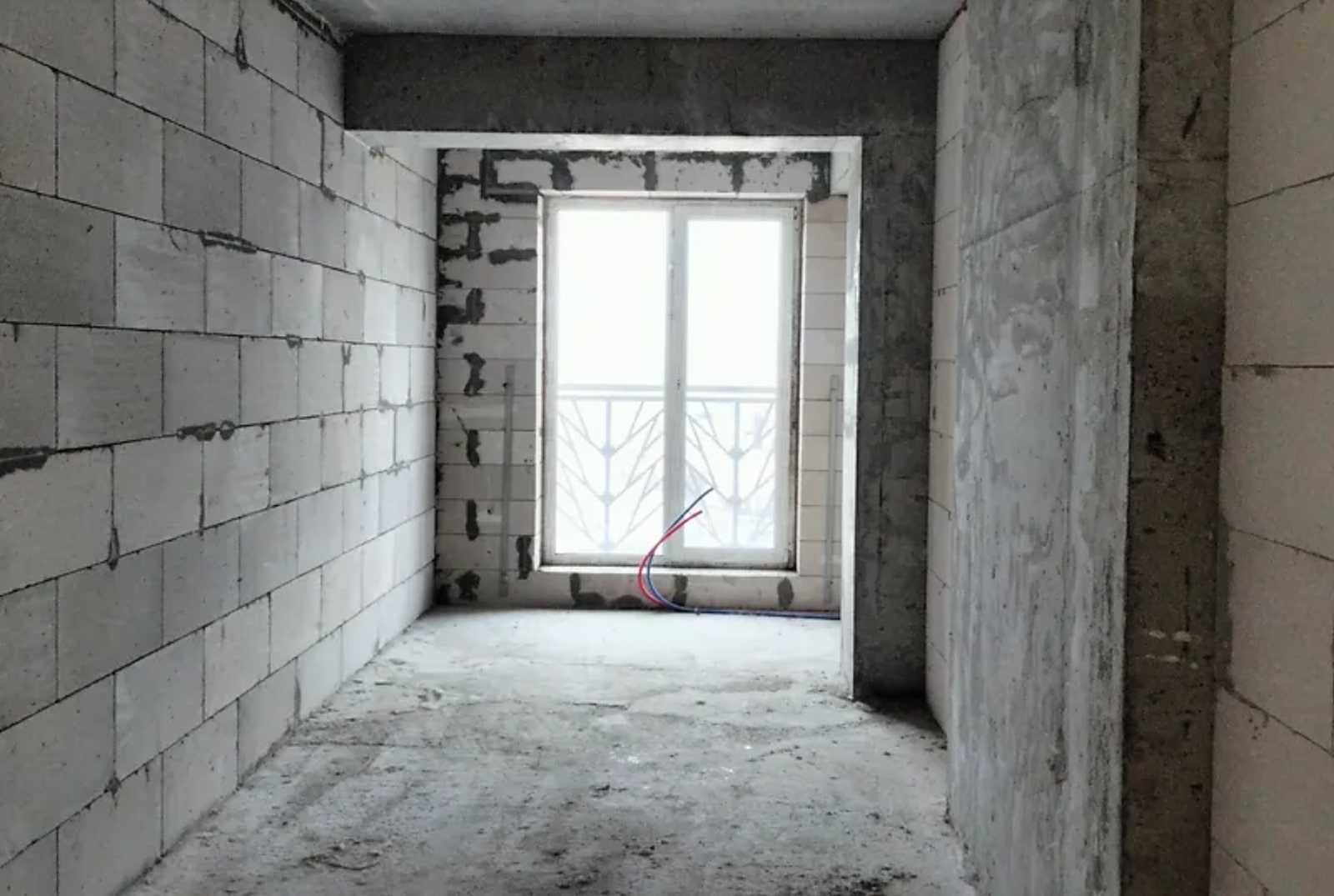 Продаж 2 кімнатної, метро Контрактова 2хв. Подол.