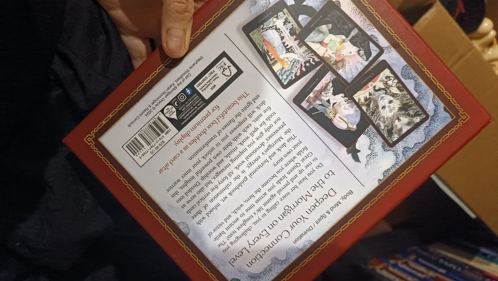 Call of the Morrigan Oracle (Оракул "Зов Морриган").