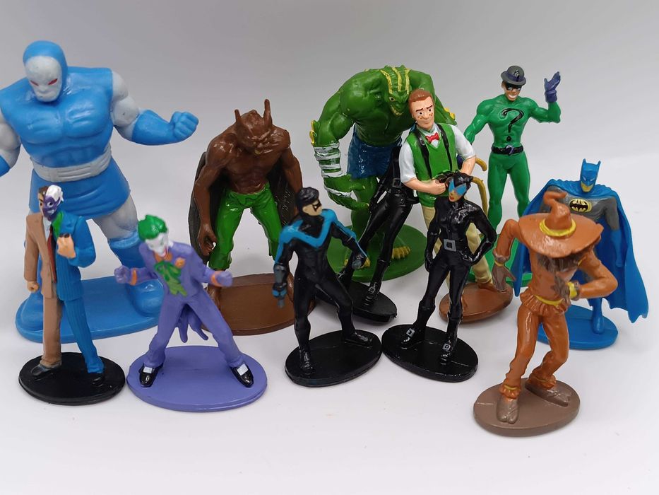 Zestaw 12 małych figurek DC Batman, Joker Strach na wróble kolekcja K1
