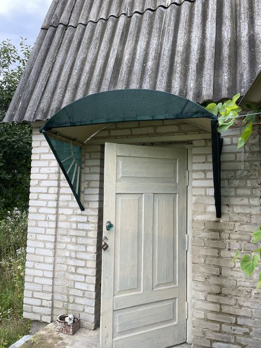 Козирок дашок навісний