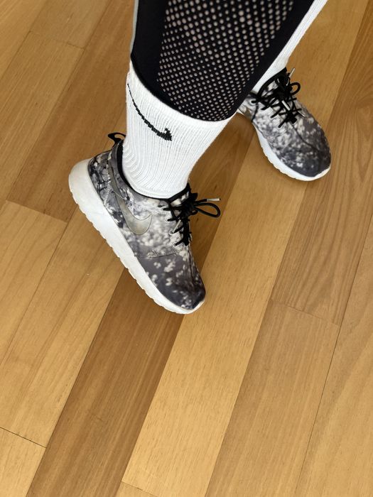 Ténis Nike cinzento