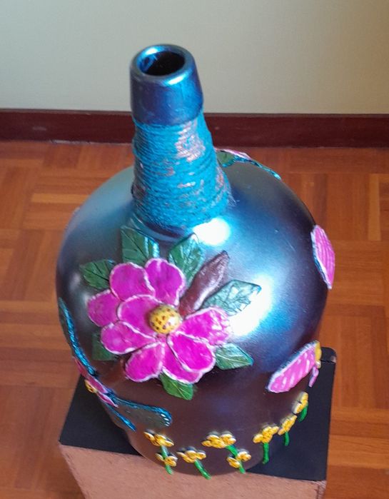 Garrafão artesanato pintado e decorafo à mão