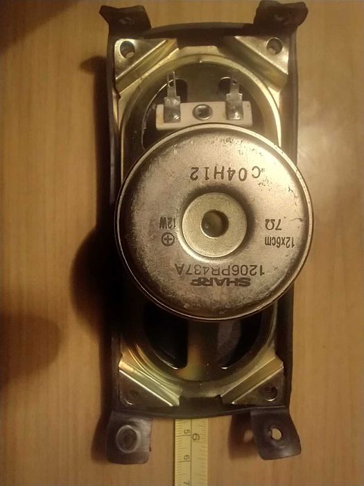 Głośnik Sharp 12W. 7om 12,x6cm używany sprawny z gumowym amortyzatorem