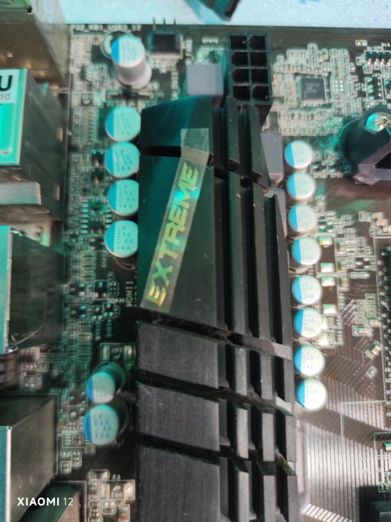Материнська плата з процесором Asrock Fm2a85x extreme4