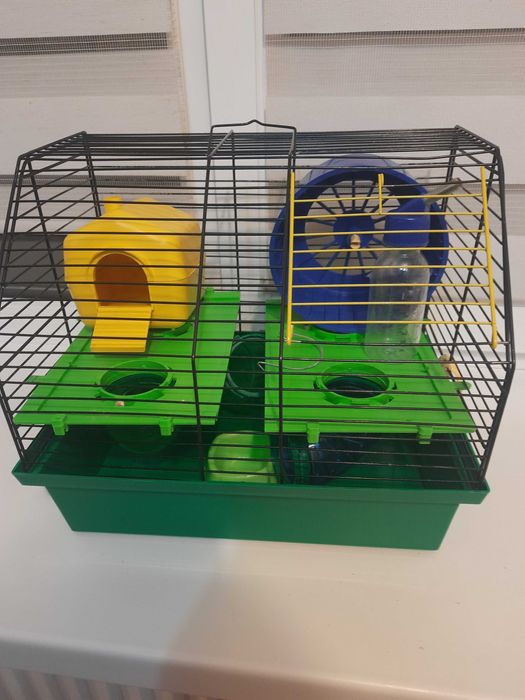 Клітка для хом'яка,б/у,куля,корм,знижена ціна.