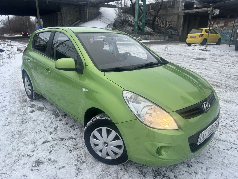 Продам Huyndai i20