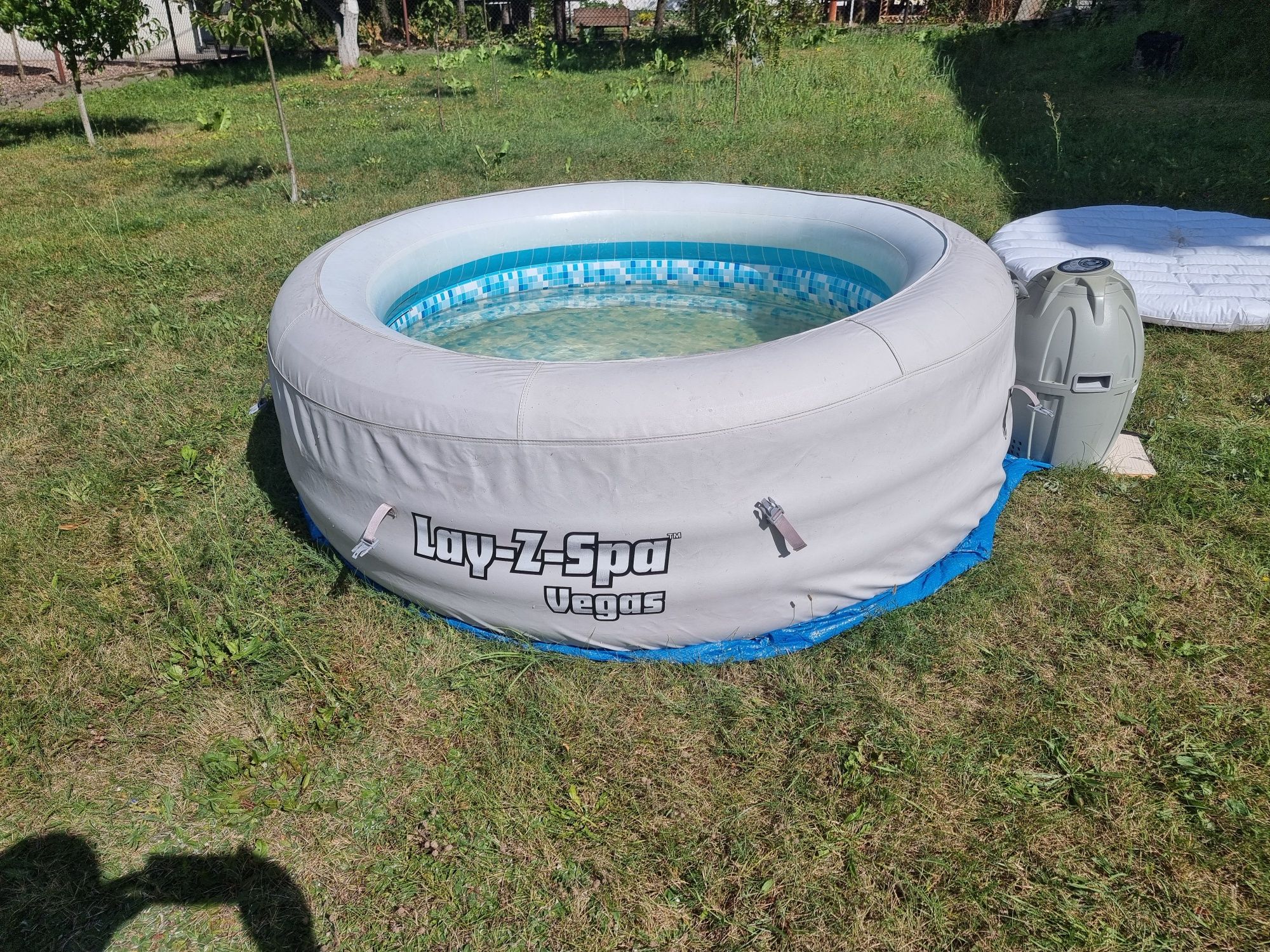 Jacuzzi lay-z-spa vegas