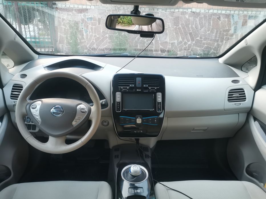 Продам Nissan leaf 2015рік