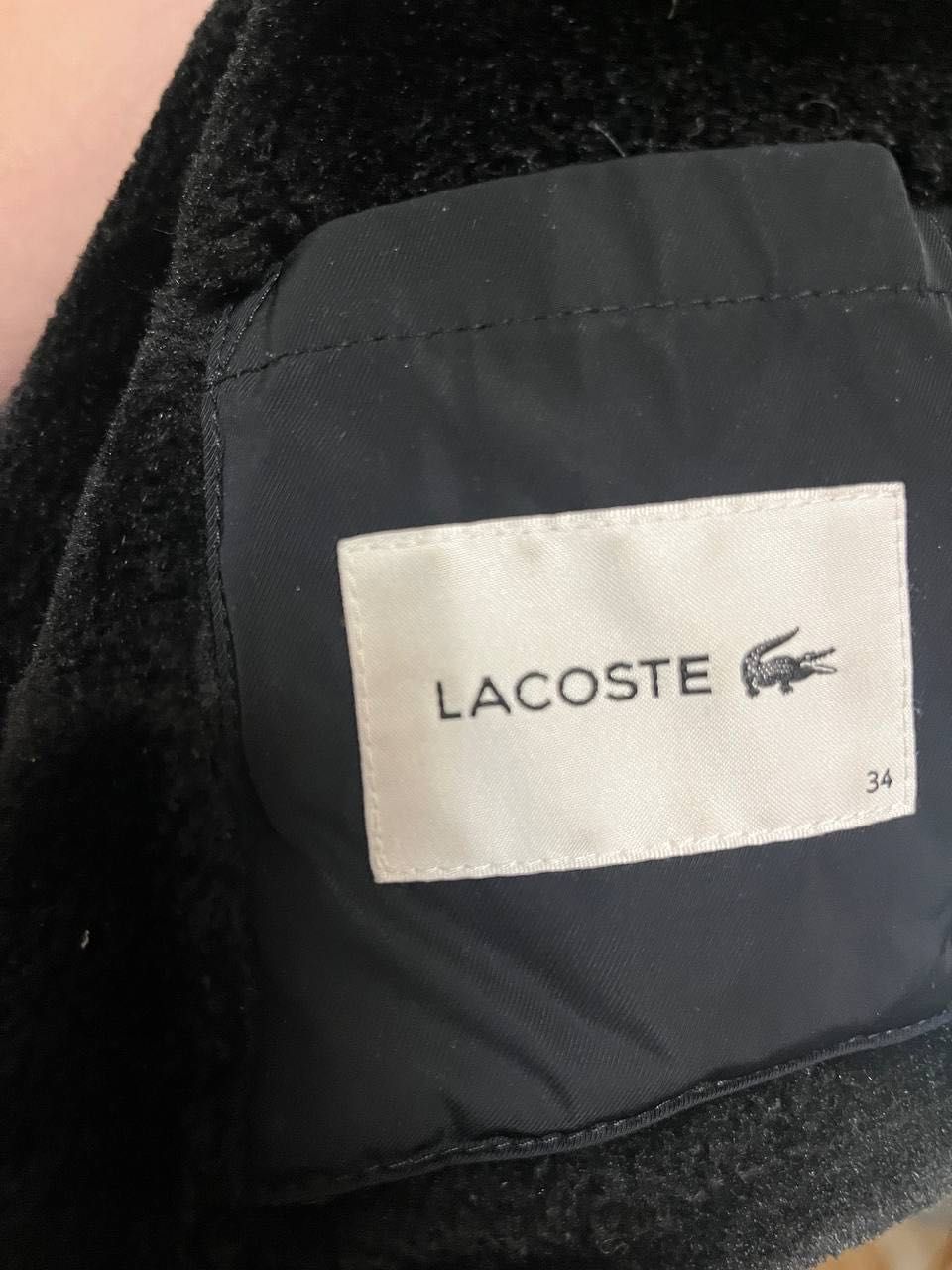 Зимову парку Lacoste оригінал на дівчину р-р 34.