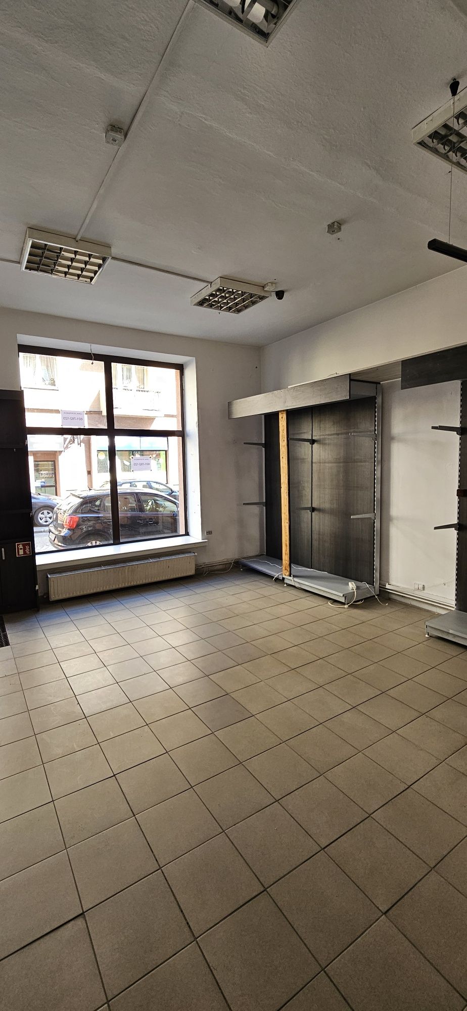 Lokal użytkowy, 70 m2, blisko Rynku, ul. Długa	
Lokal uż
