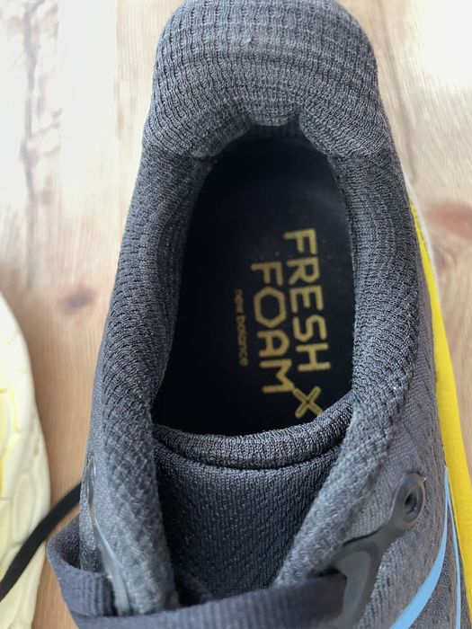 Buty do biegania NEW BALANCE Fresh Foam X MORE v4, 43