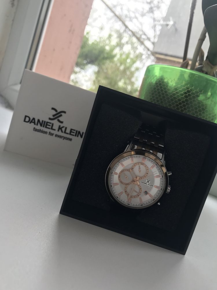 Продам годинник унісекс Daniel Klein