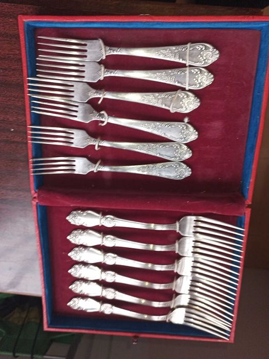 Продам набор мельхиоровые вилки, мельхиор МНЦ ЗиШ Классик