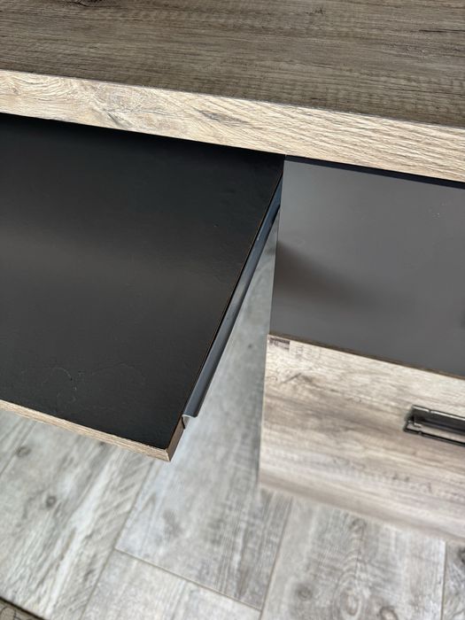 Biurko szkolne lub do gabinetu