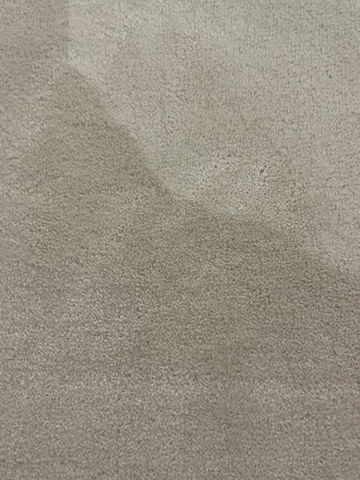 Dywan 116x180 z wysokiej jakości wykładziny - beżowy