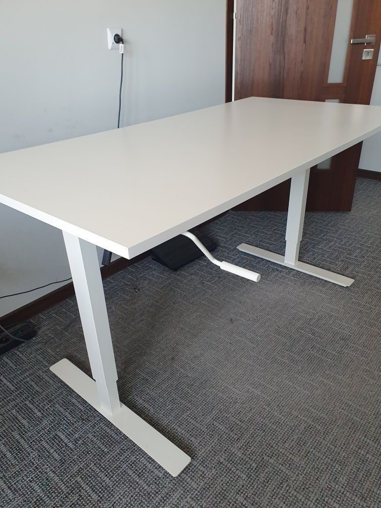 Biurko Ikea Trotten 160x80 z regulacją wysokości