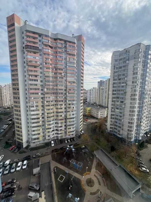 Оренда квартири Позняки, ЖК Традиція, Пчілки 7, Ашан Драгоманова