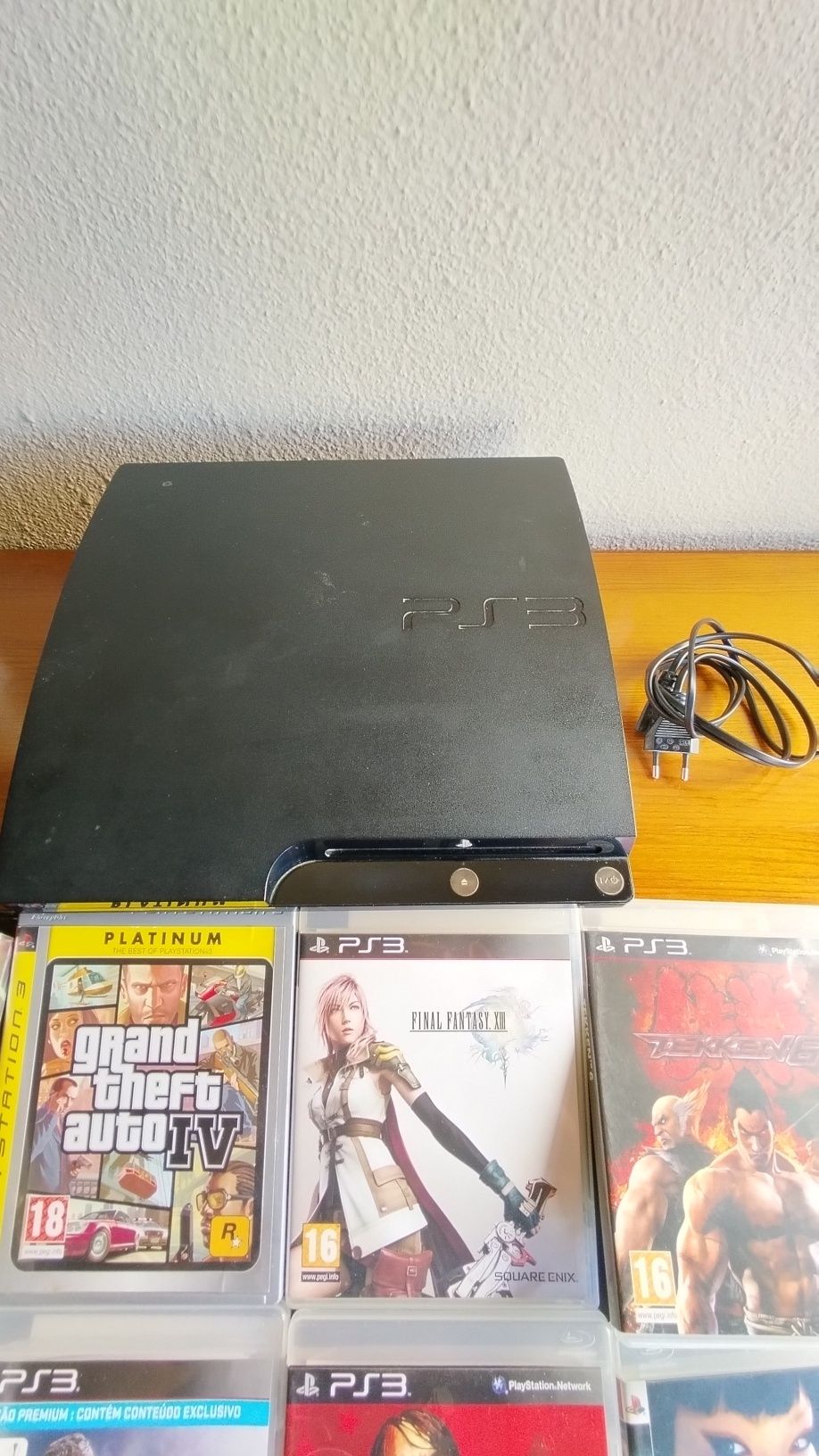 PlayStation 3 Slim 320GB + 13 Jogos