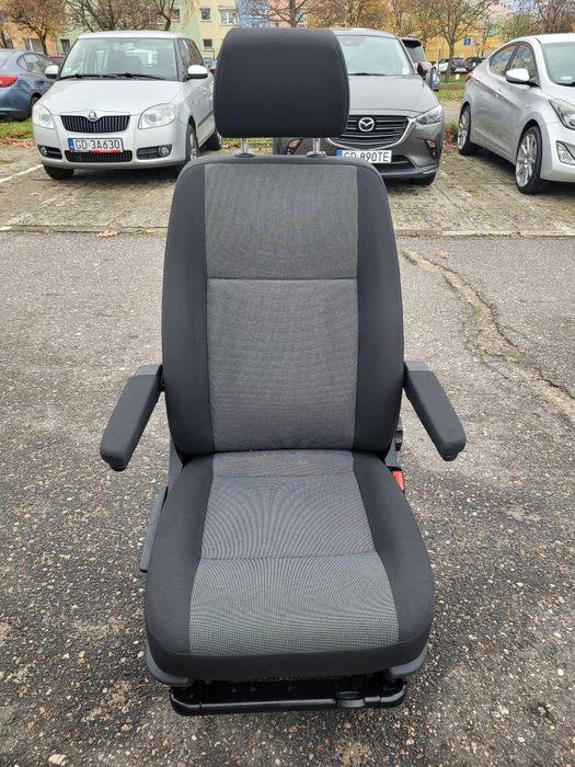 Fotel prawy przód VW Transporter T5 T6