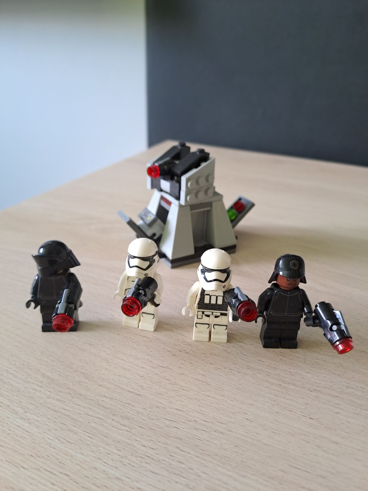 Lego Star Wars 75132