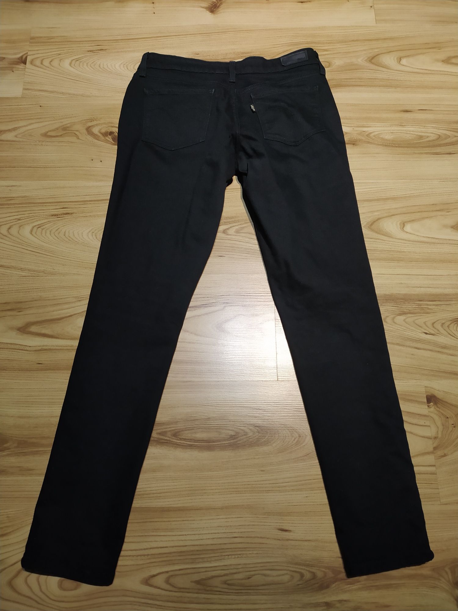 Czarne Damskie Spodnie Dżinsowe Jeansowe Levi's Mid Rise Skinny Fit