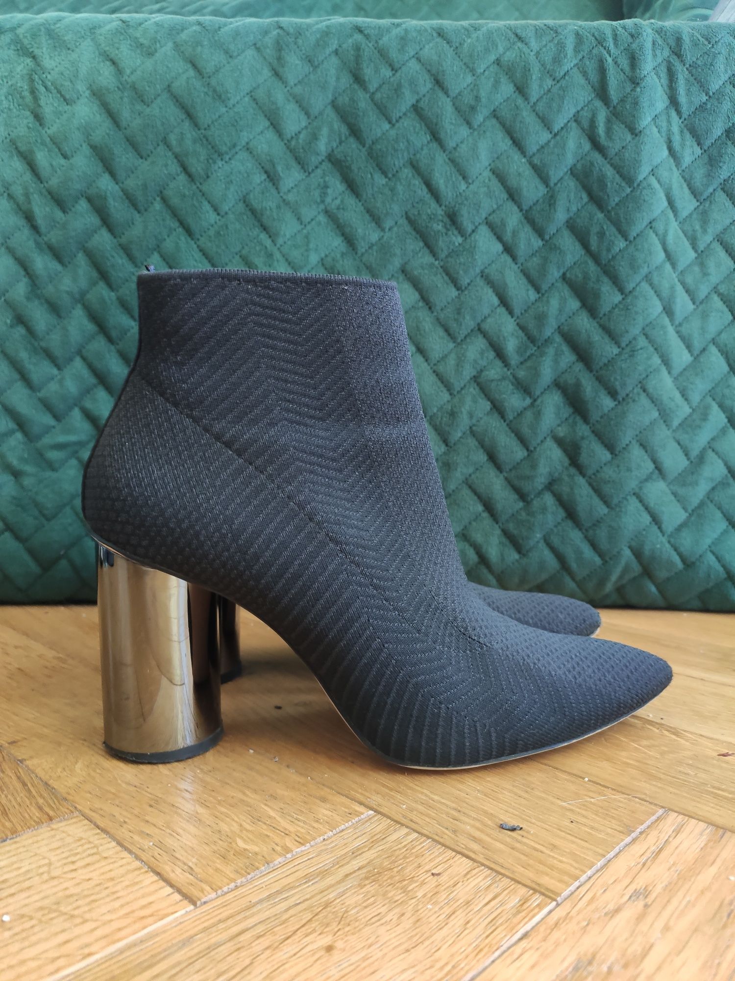 Czarne materiałowe skarpetkowe botki sock boots z metalicznym obcasem