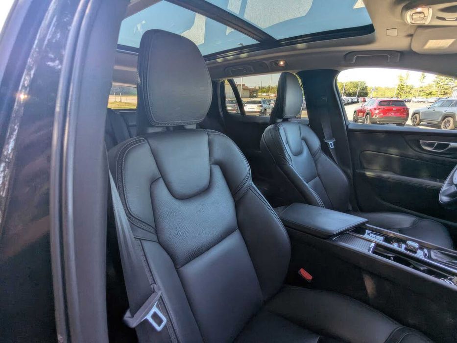 Volvo V60 Cross Country T5      2020