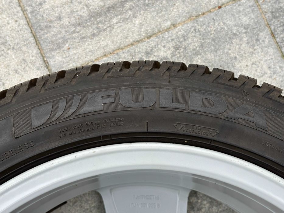 Felgi aluminiowe RONAL 5x100 z oponami zimowymi FULDA 205/50 R17