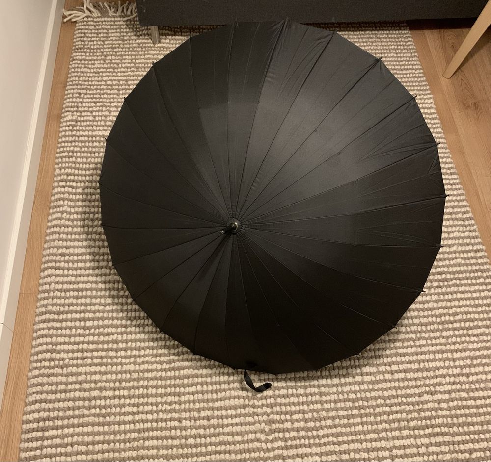 Nowy duży czarny parasol 122 cm 24 druty