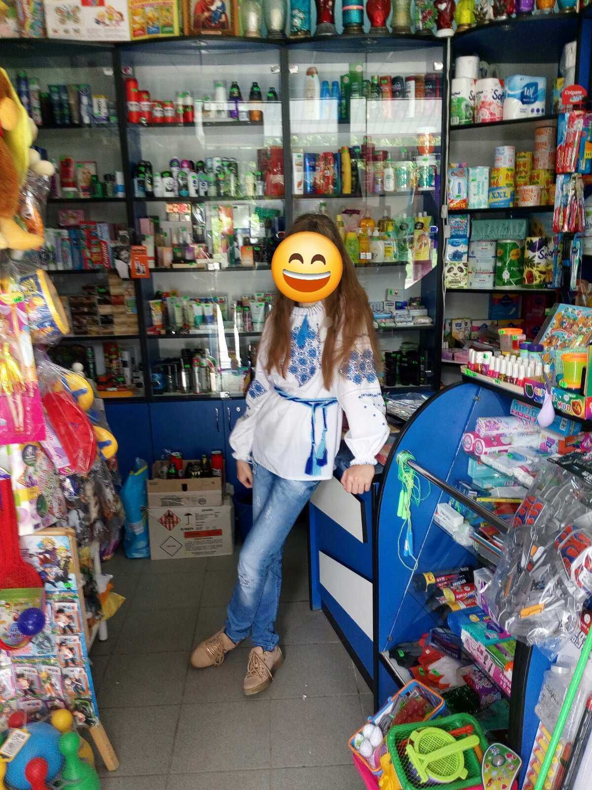 Вітрини для магазину, аптеки.