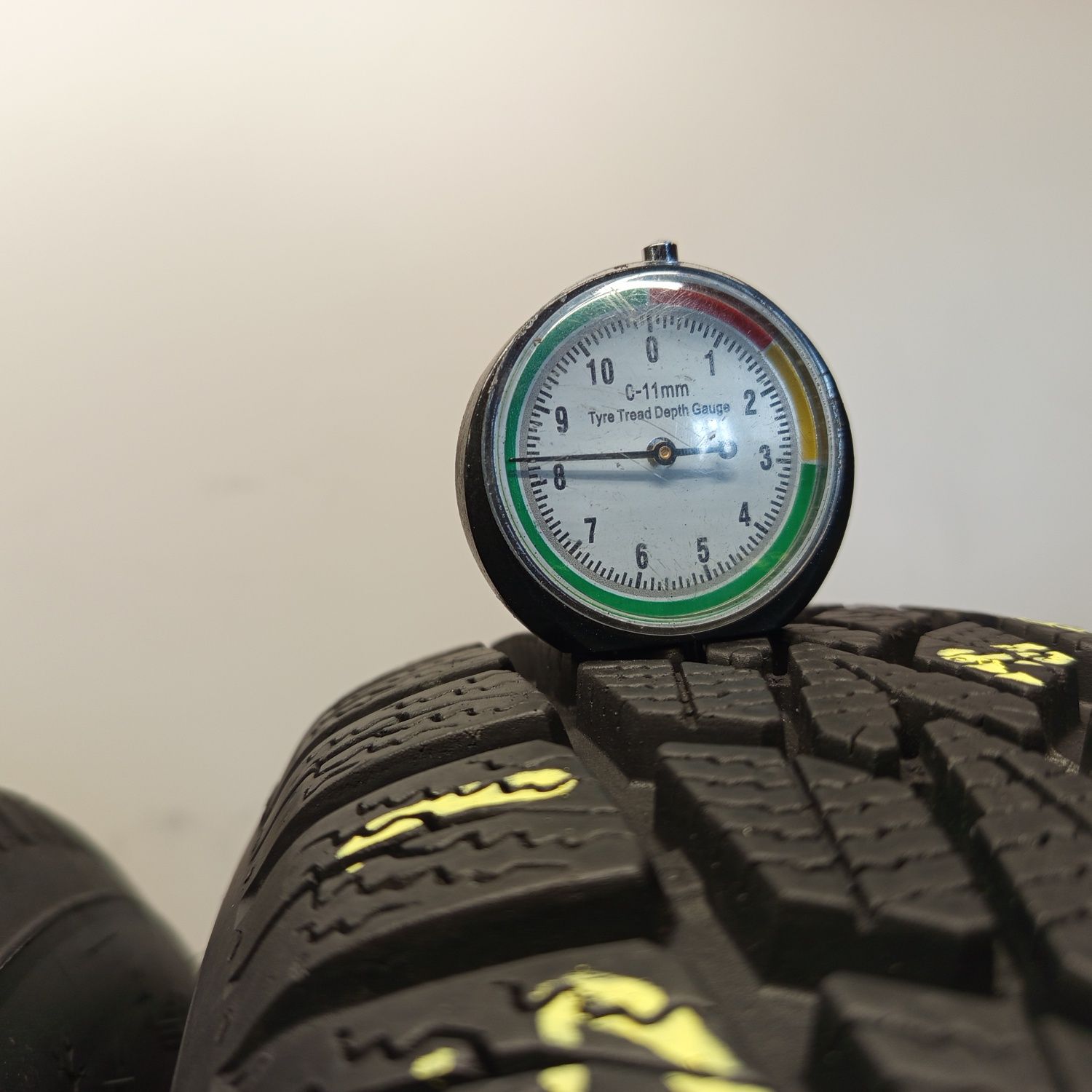 165/70R14 Dunlop Winter Response 2