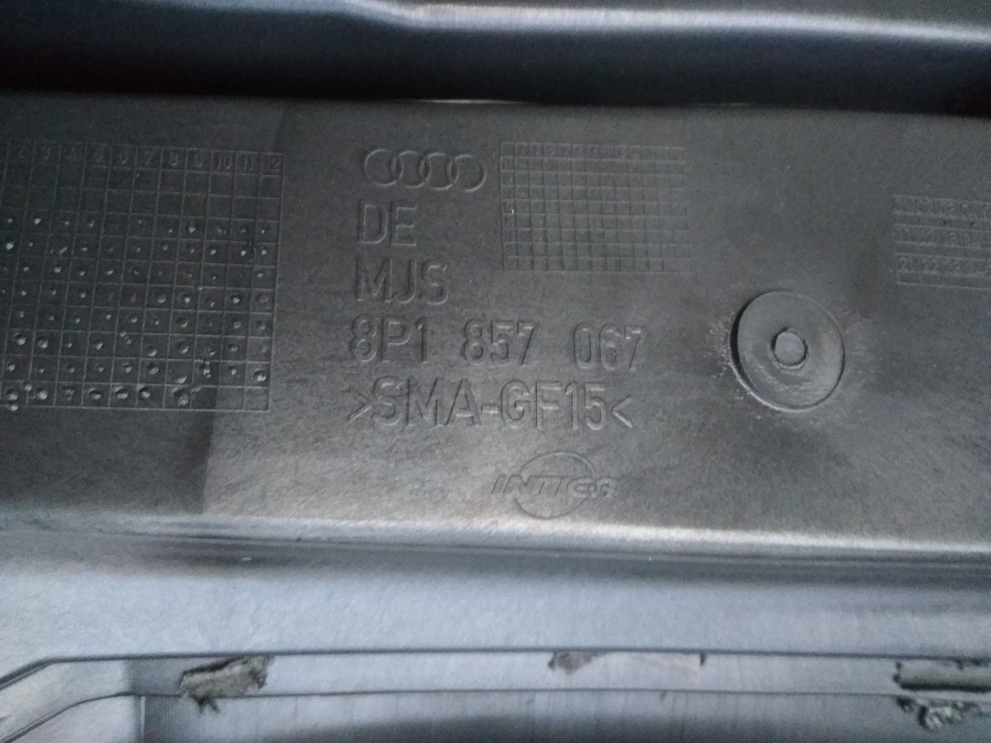 Торпедо Audi A3 8P рест безпека подушки ремені