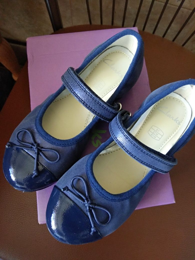 РАСПРОДАЖА. Балетки Туфли для девочки Clarks кожа р. 27, 16 см