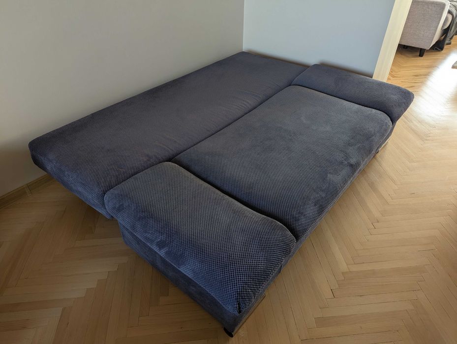 Sofa oddam za darmo