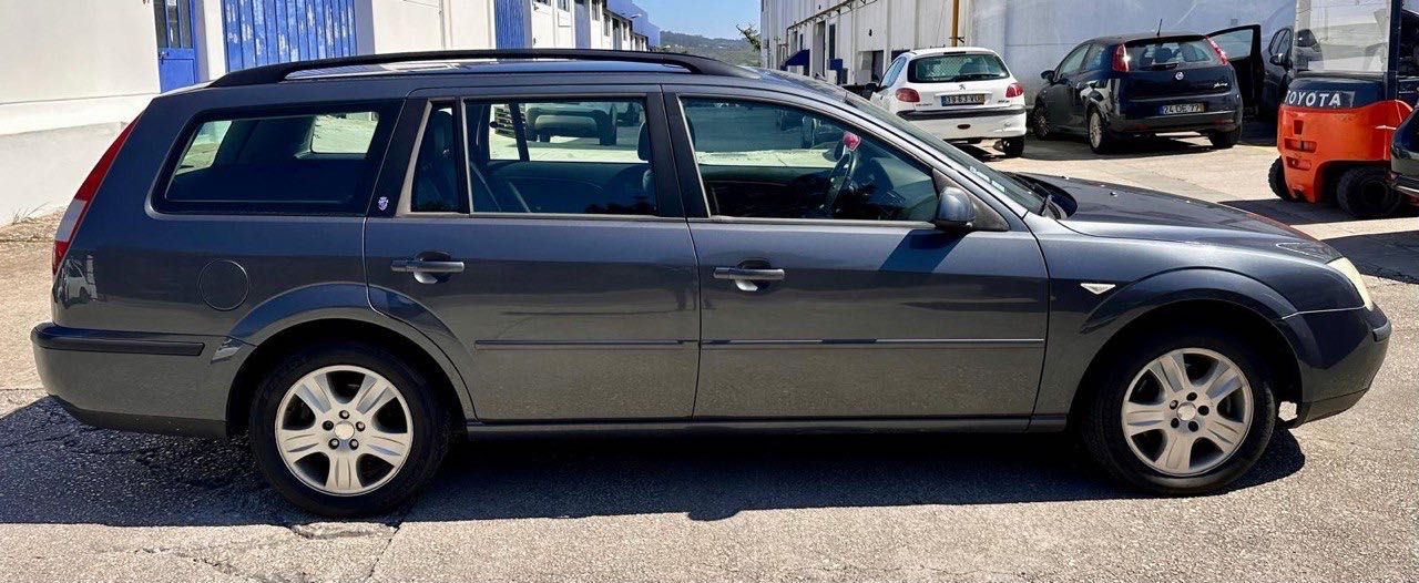Vendo Ford Mondeo 2.0 TDCi Station Wagon, ano 2001